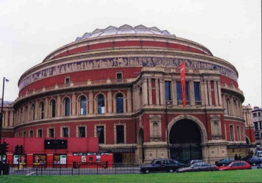 albert_hall.jpg (58006 bytes)